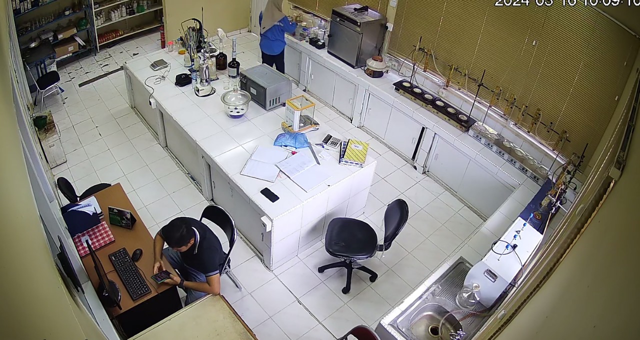 Laboratorium β PT Flora wahana tirta